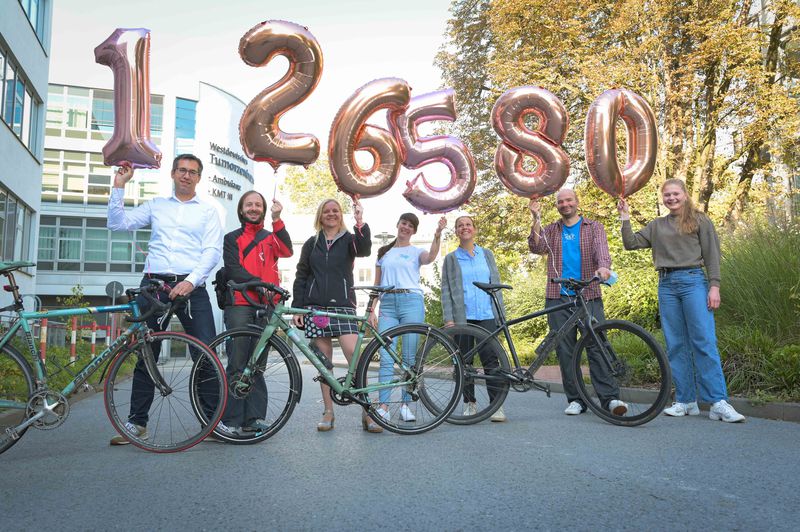 Radfahren für guten Zweck mit Spendenrekord: 16. Sarkomtour freut sich über 126.580 Euro für Krebsforschung - Titelbild
