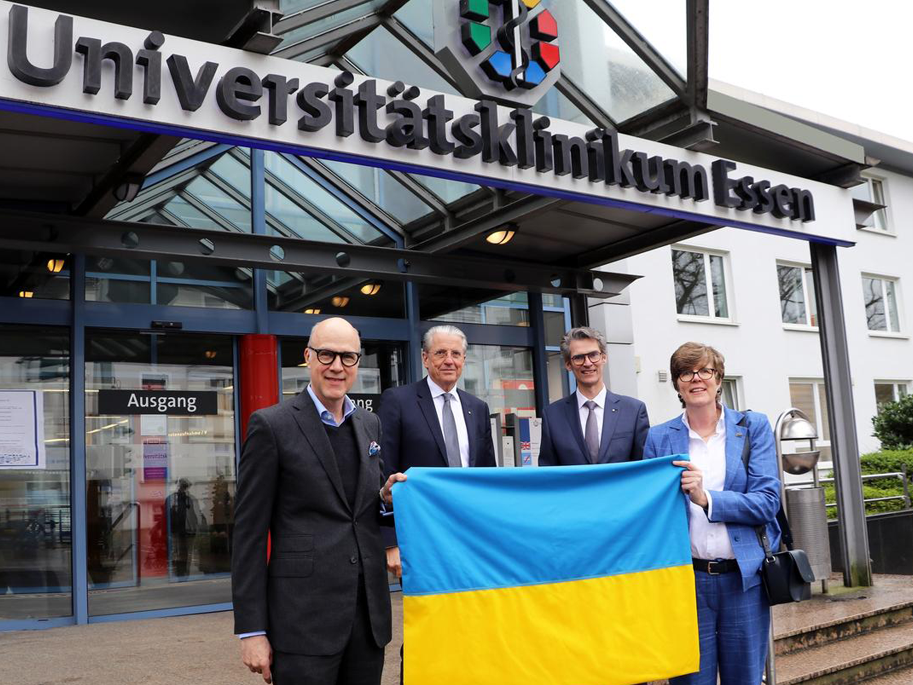 Medizinische Nothilfe der Universitätsmedizin Essen für die Ukraine: Kötter Services unterstützt Stiftung Universitätsmedizin mit 50.000 Euro - Titelbild